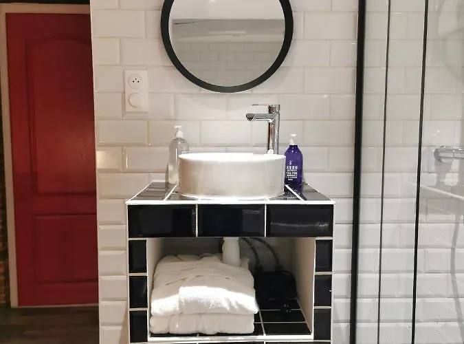 Apartment Jacuzzi Privatif : Urban *